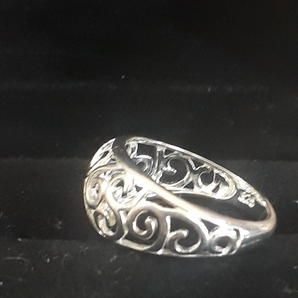 NEW Scroll Filigree Ring 3mm Wide Band Openwork Tapered Ring Size 7 2g - Picture 5 of 9